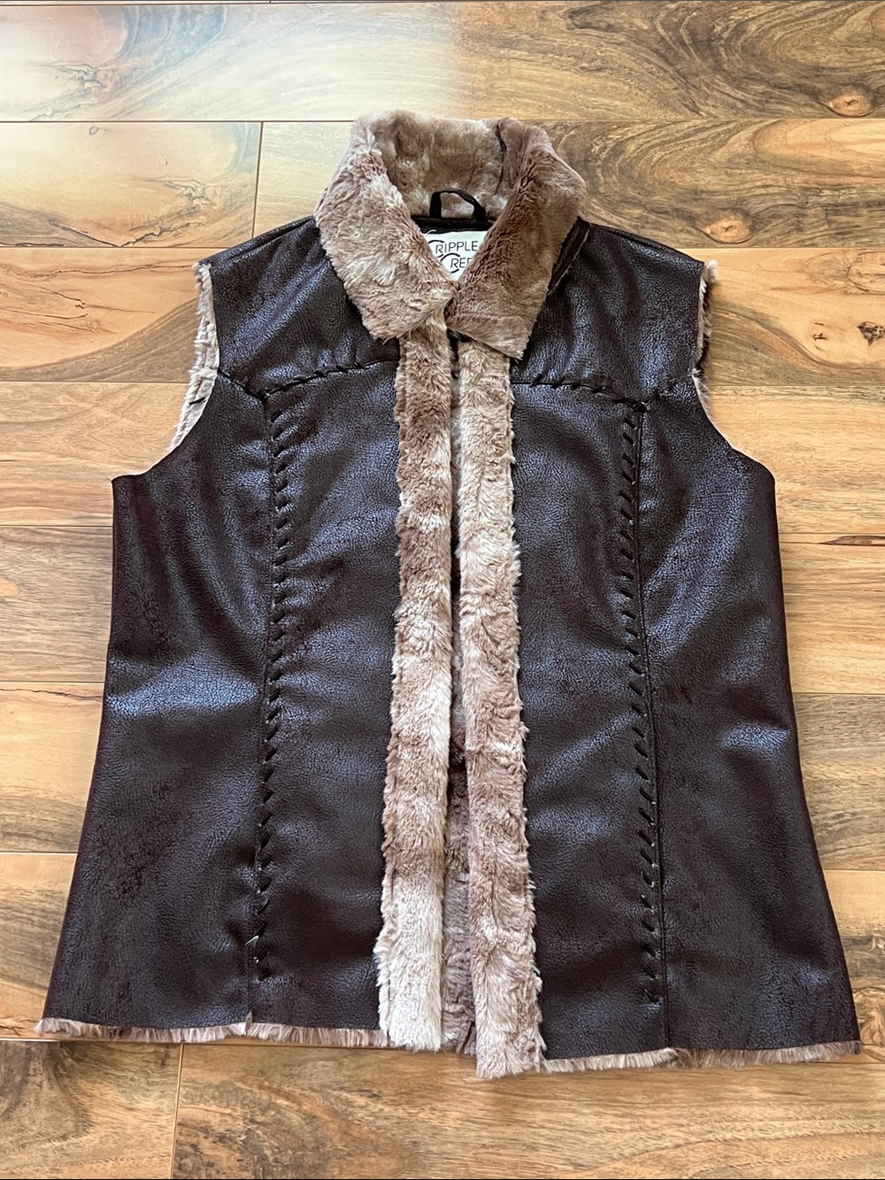Cripple Creek Womens Faux Leather Faux Fur Vest Large Brown Western Sherpa Lined